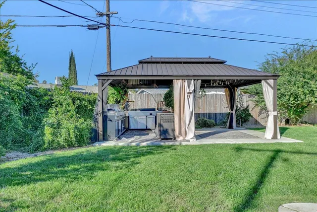 $569,000 | 2255 El Manto Drive, Rancho Cordova, CA 95670