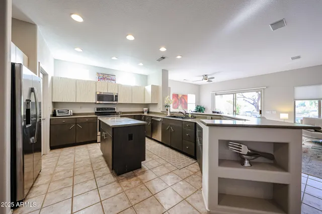 $460,000 | 17807 North Navarro Court, Surprise, AZ 85374