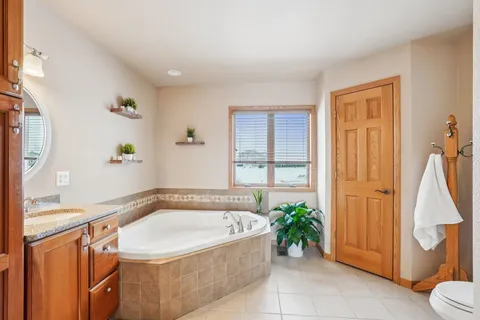 $624,900 | N8544 Story Ridge Court, Belleville, WI 53508