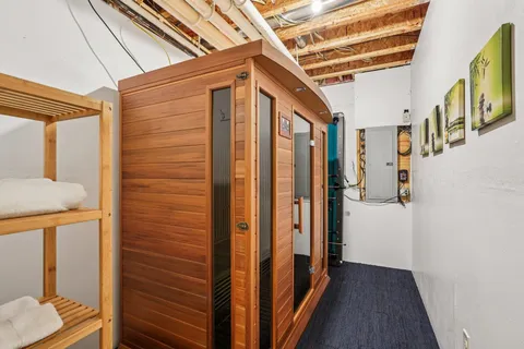 $624,900 | N8544 Story Ridge Court, Belleville, WI 53508