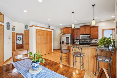 $624,900 | N8544 Story Ridge Court, Belleville, WI 53508