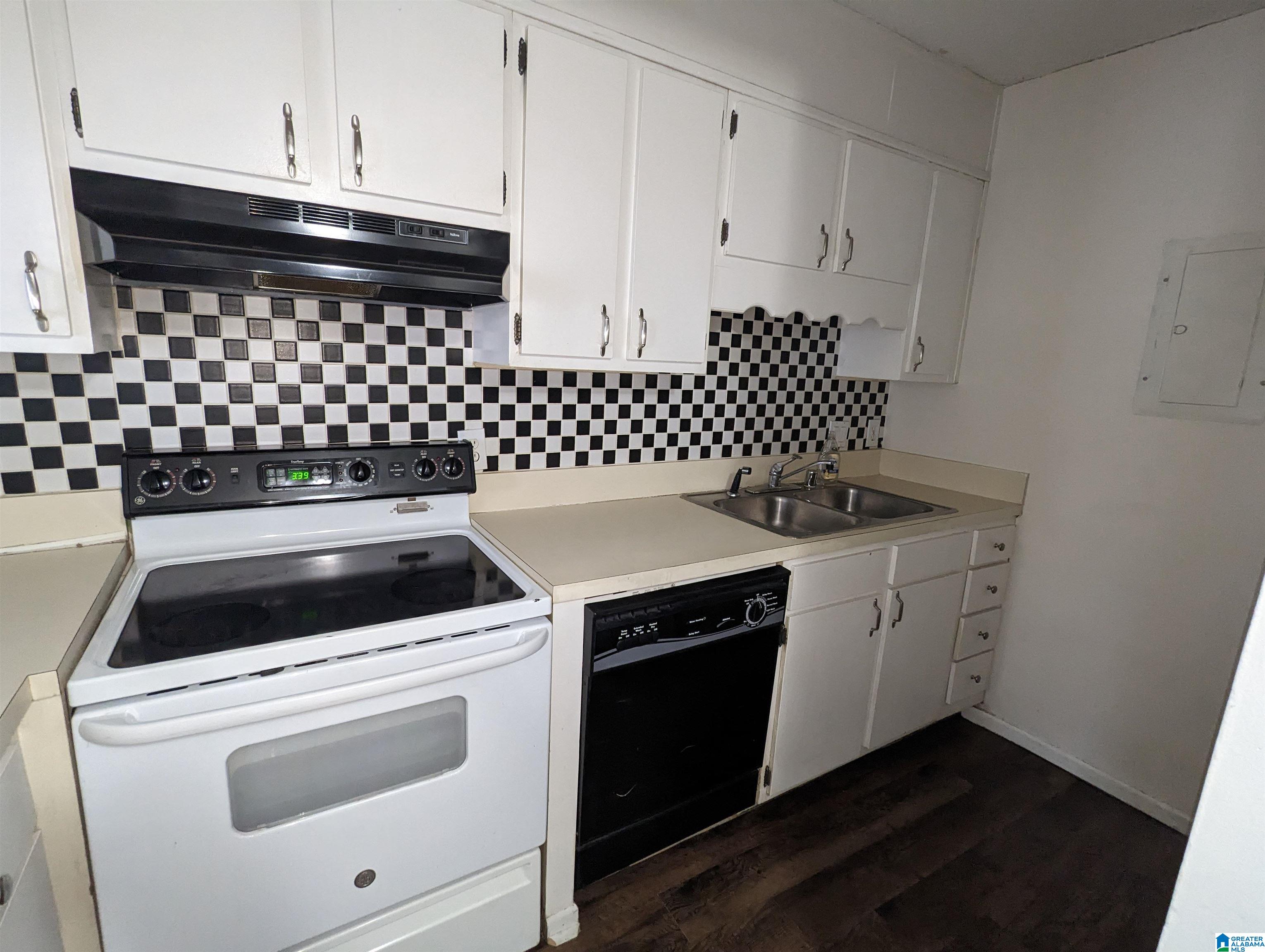 3350 Altamont Road South, Unit B6 Birmingham, AL 35205 - Photo 7 of 10