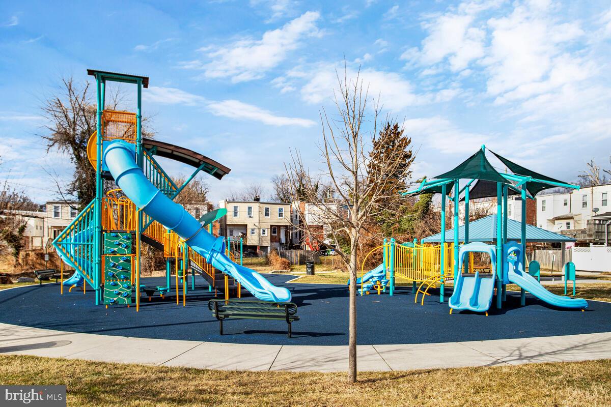 5204 Ivanhoe Avenue Baltimore, MD 21212 - Photo 38 of 38 a view of outdoor space deck and entertaining space
