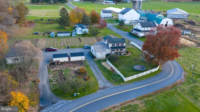 $200,000 | 323 Fairview Road, New Providence, PA 17560