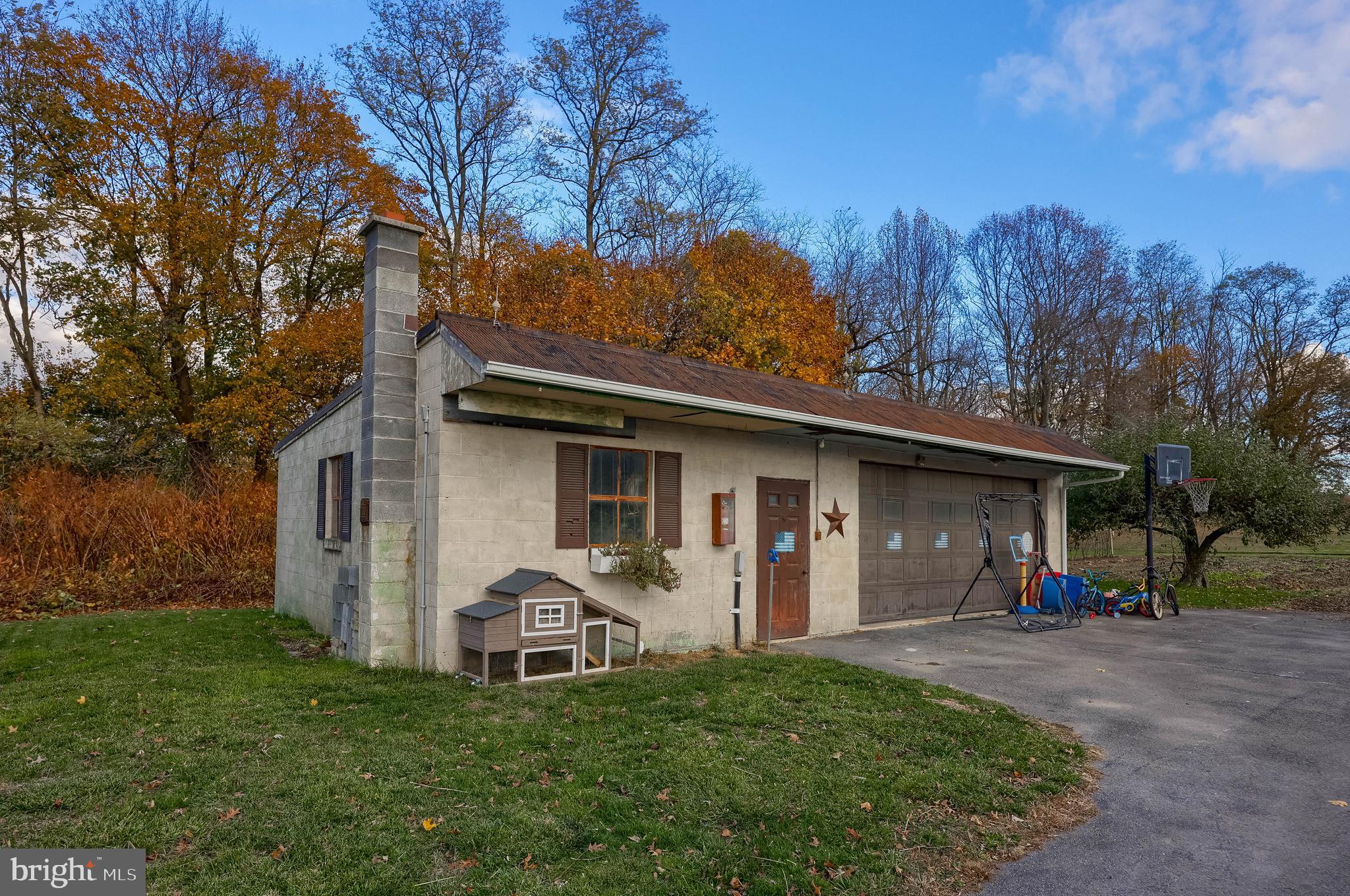 323 Fairview Road New Providence, PA 17560 - Photo 19 of 58