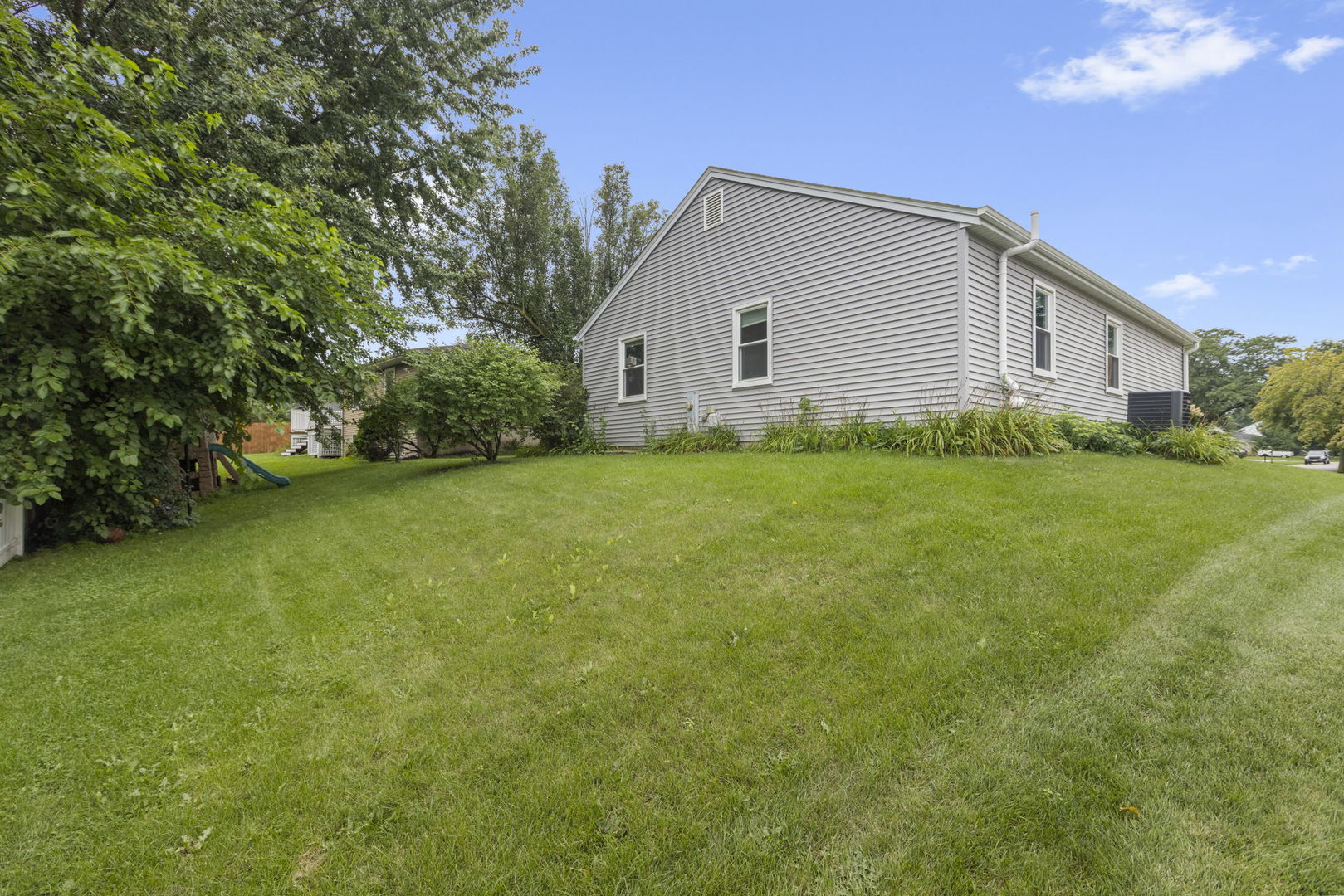 1470 South Tyler Road St. Charles, IL 60174 - Photo 22 of 22 Gallery Image 22