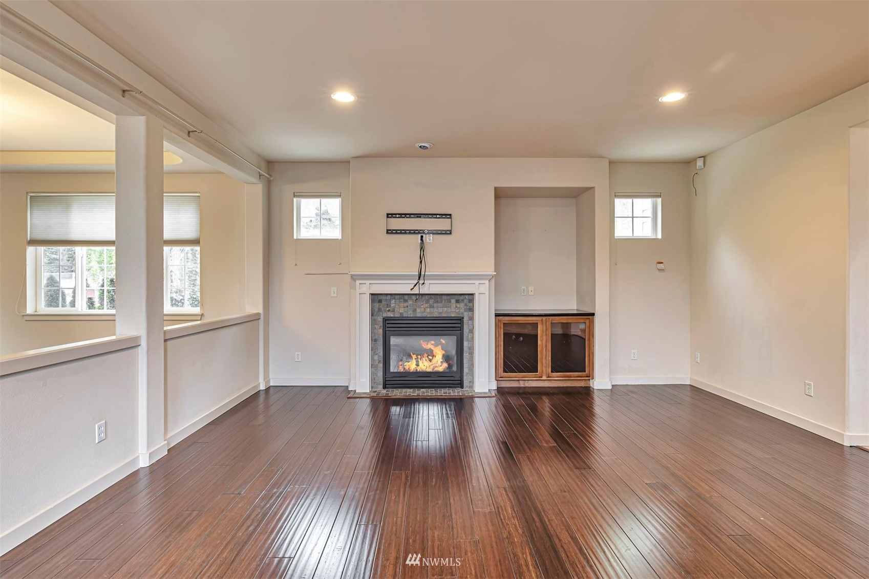 16440 Sylvester Road Southwest Burien, WA 98166 - Photo 6 of 25 Gallery Image 6