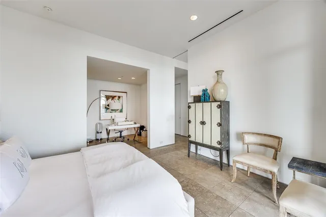 $829,000 | 1717 Arts Plaza, Unit 1808, Dallas, TX 75201