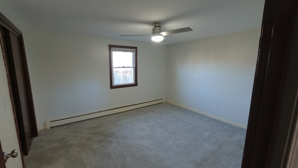 183-185 Middle Street Springfield, MA 01104 - Photo 25 of 27 an empty room with a window