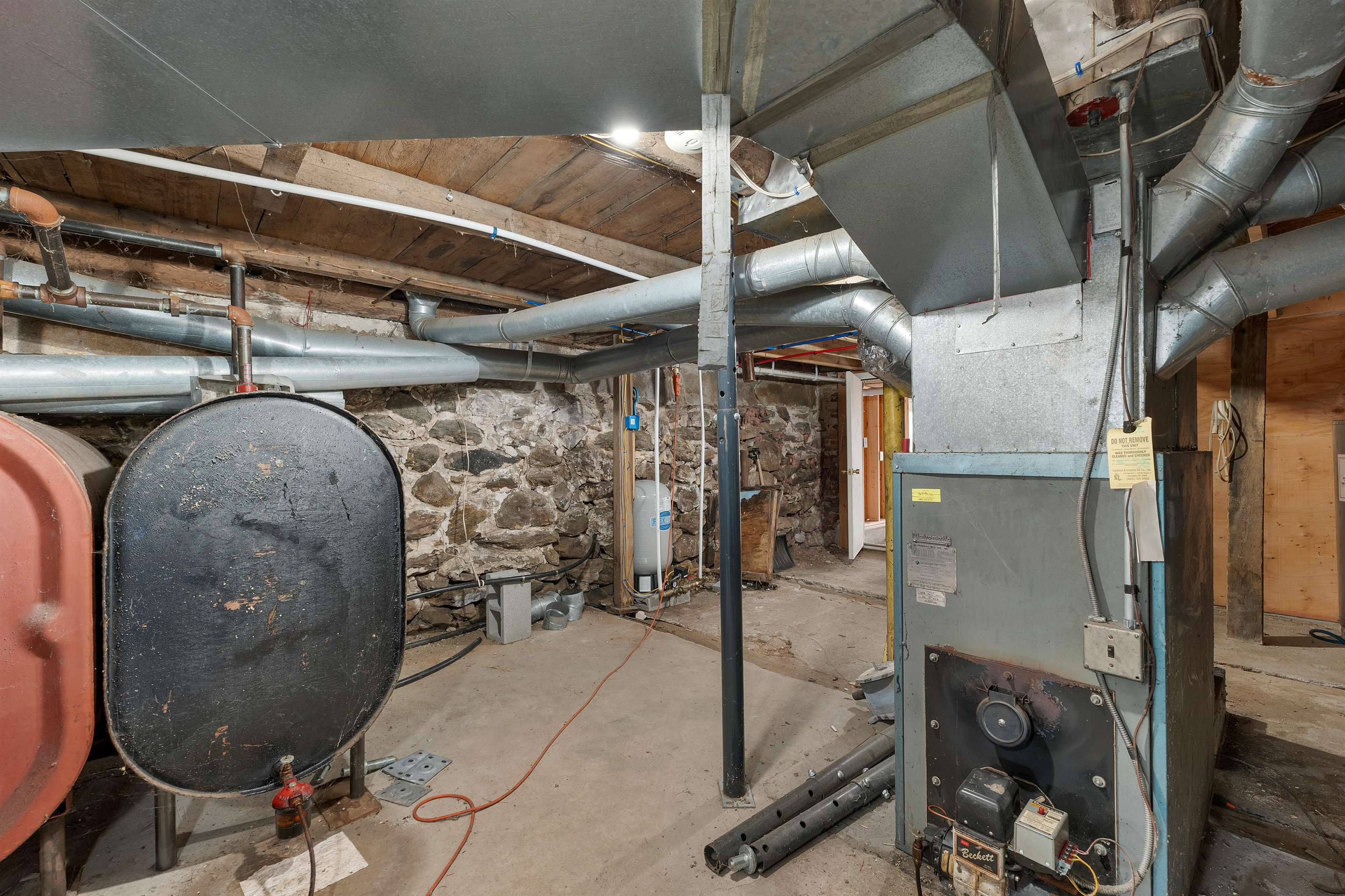 66 Main Street Milton, NH 03852 - Photo 23 of 59