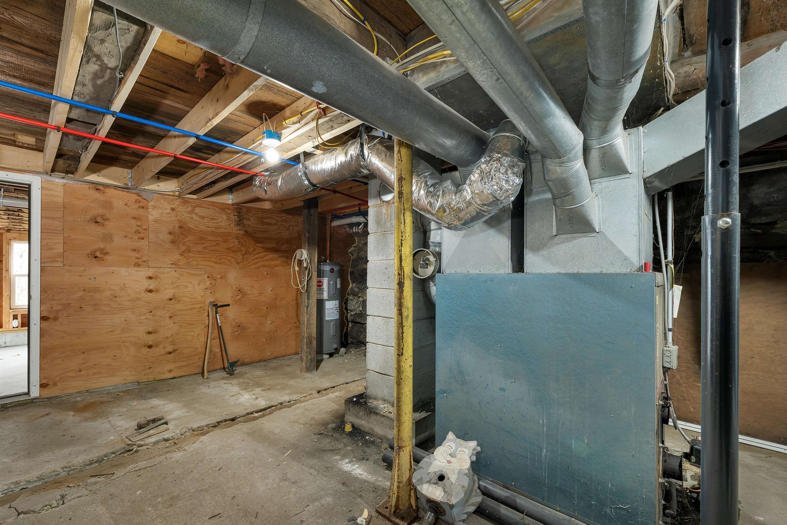 66 Main Street Milton, NH 03852 - Photo 24 of 59