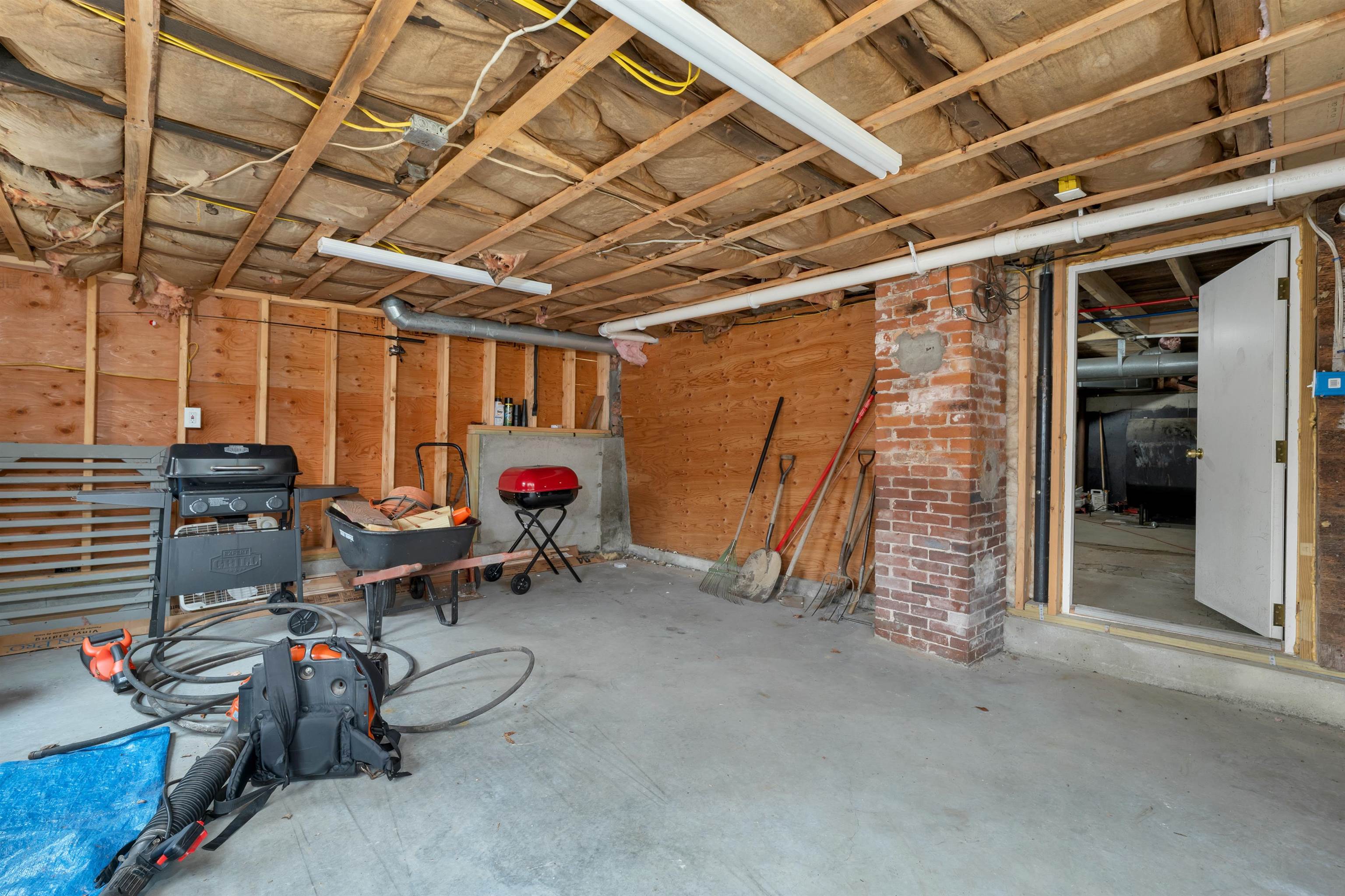 66 Main Street Milton, NH 03852 - Photo 28 of 59