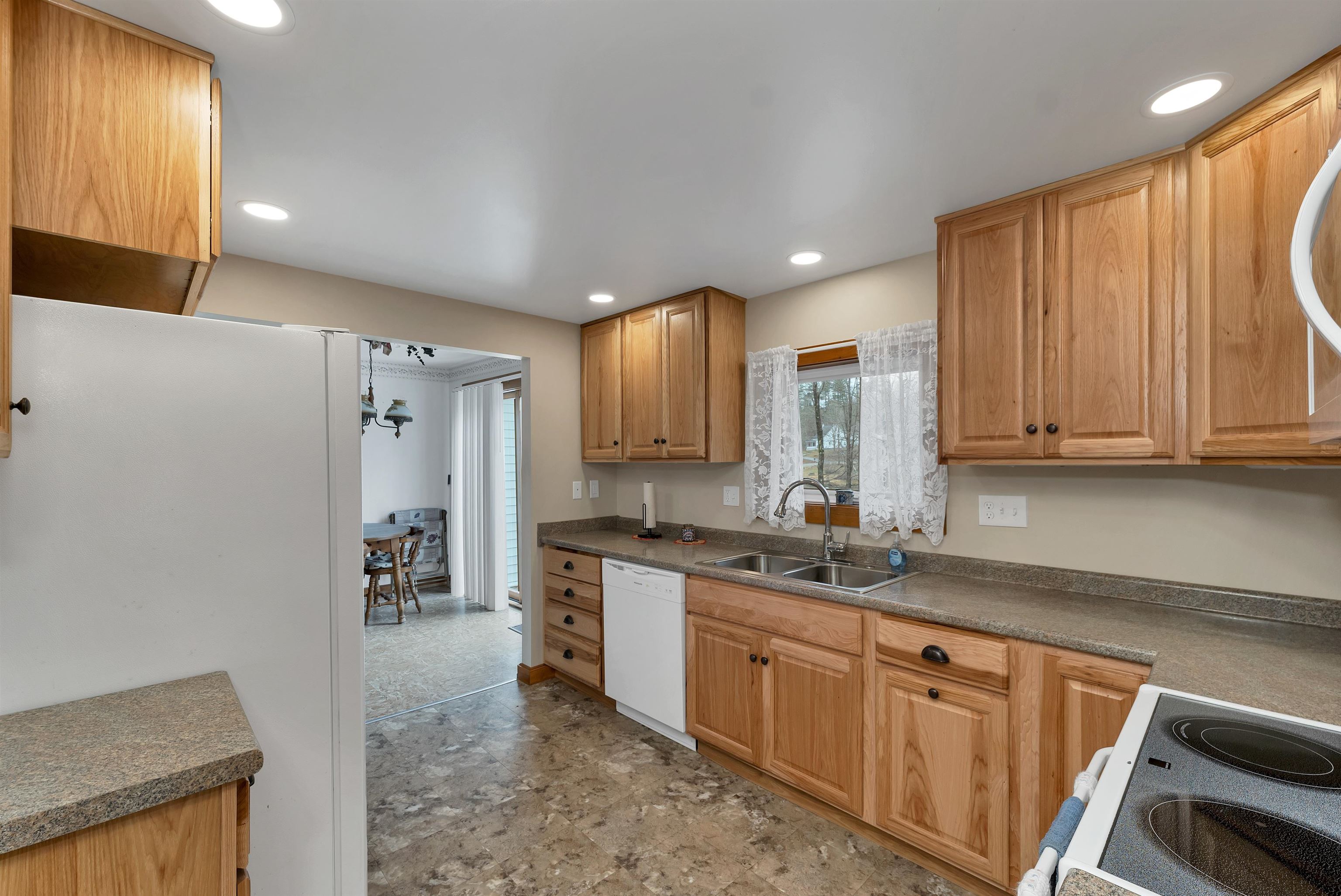 66 Main Street Milton, NH 03852 - Photo 37 of 59