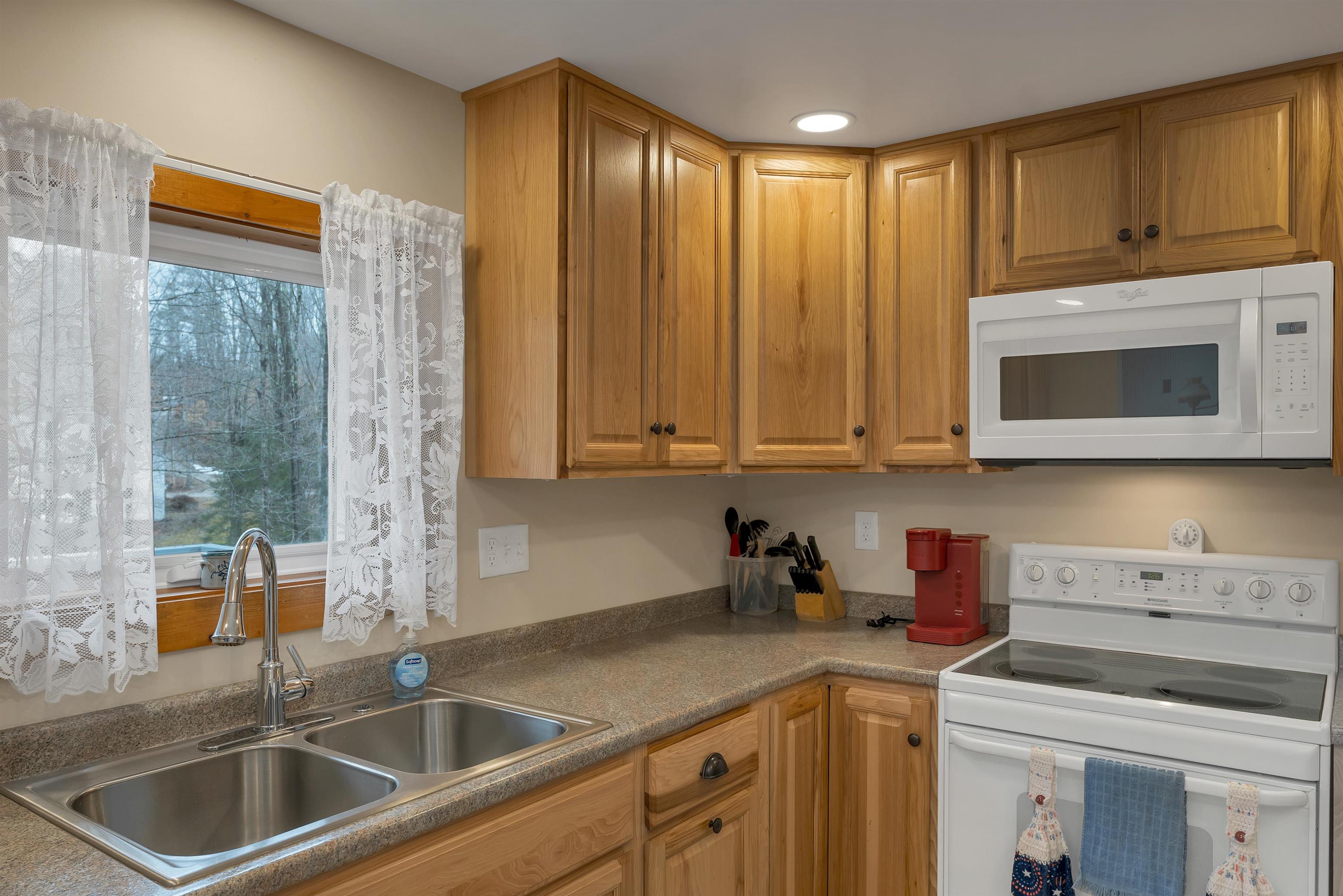 66 Main Street Milton, NH 03852 - Photo 38 of 59