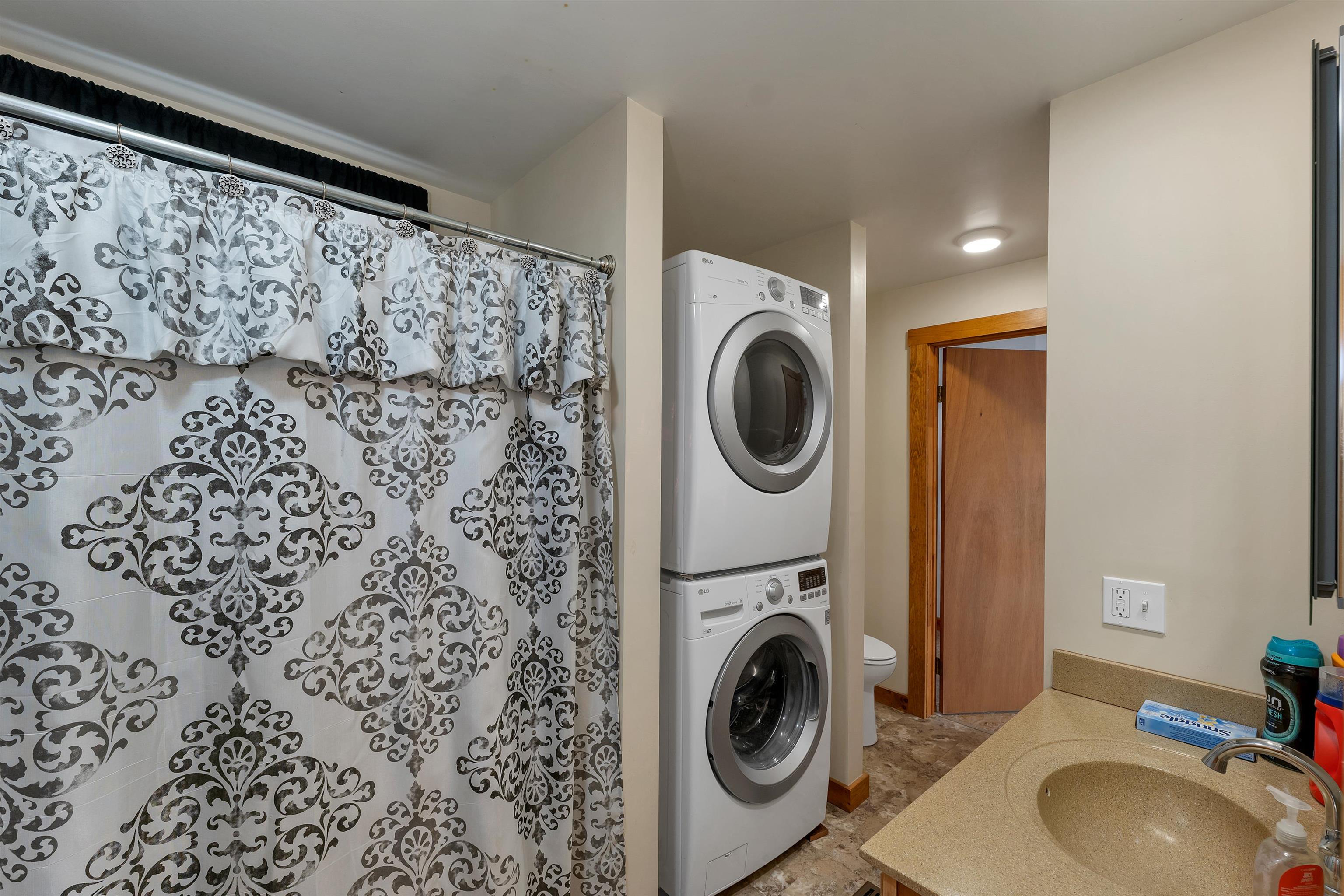 66 Main Street Milton, NH 03852 - Photo 43 of 59