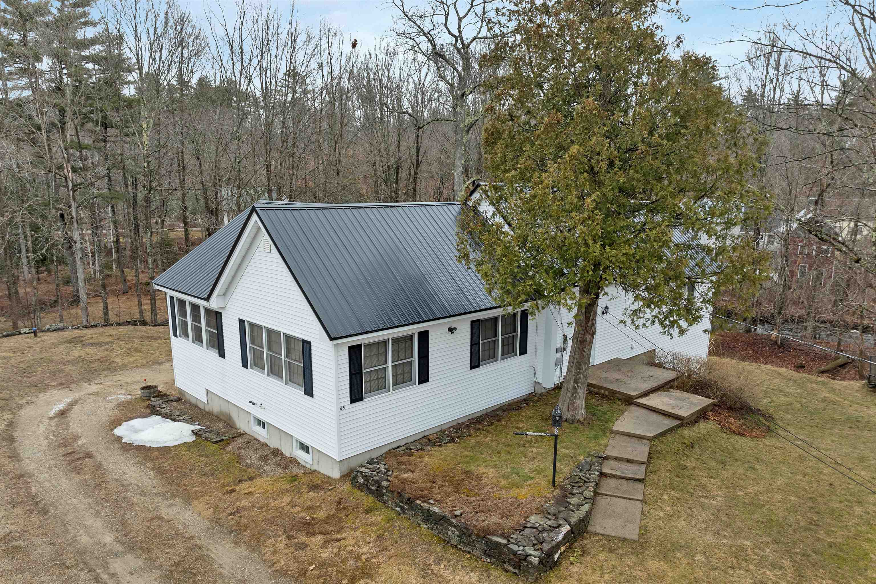 66 Main Street Milton, NH 03852 - Photo 6 of 59