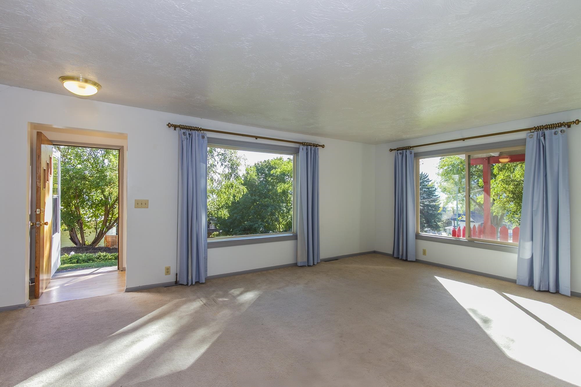 159 East 10th Avenue Colville, WA 99114 - Photo 10 of 42