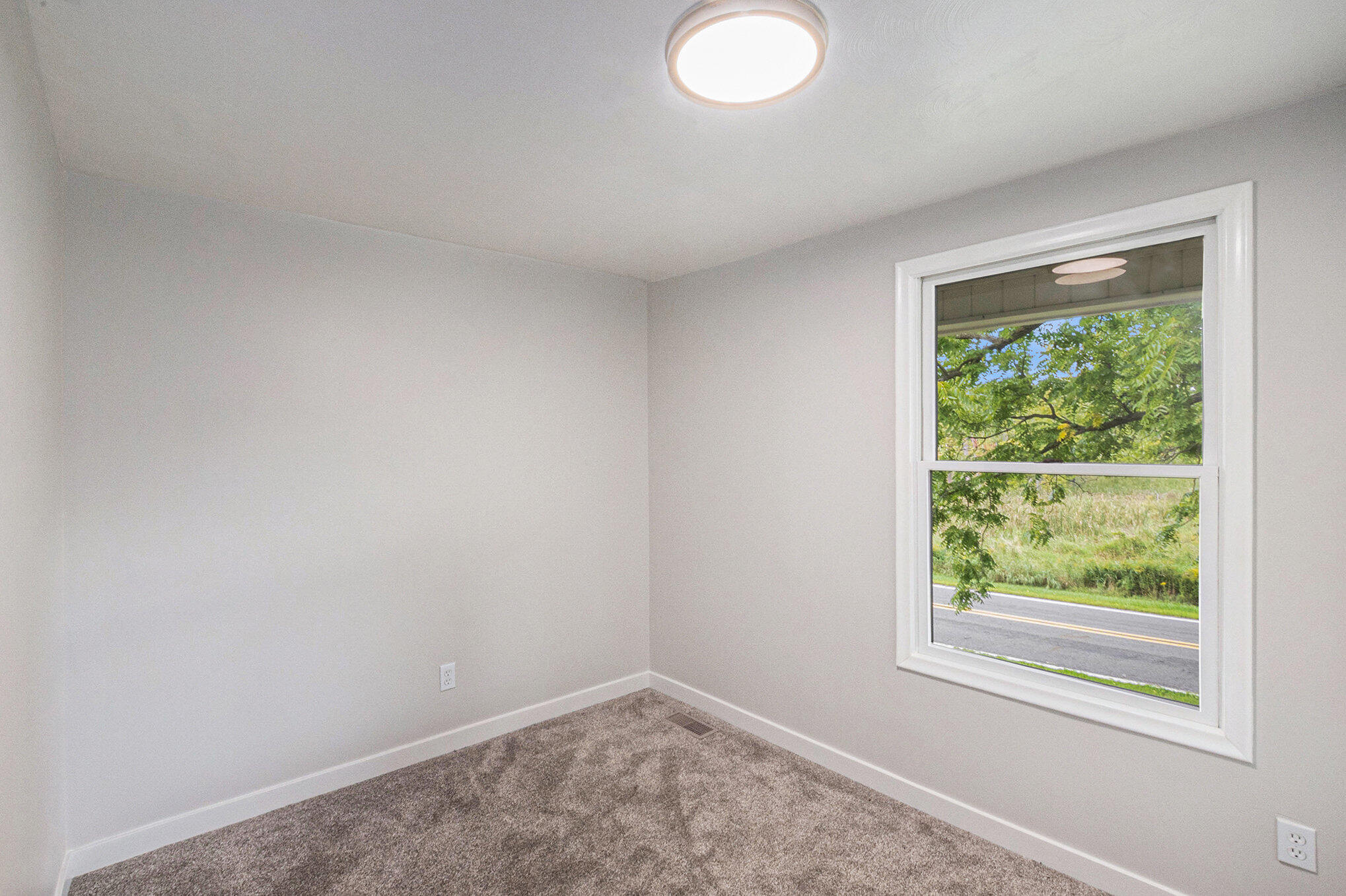 2260 Milton Road Williamston, MI 48895 - Photo 28 of 53 026_file_700