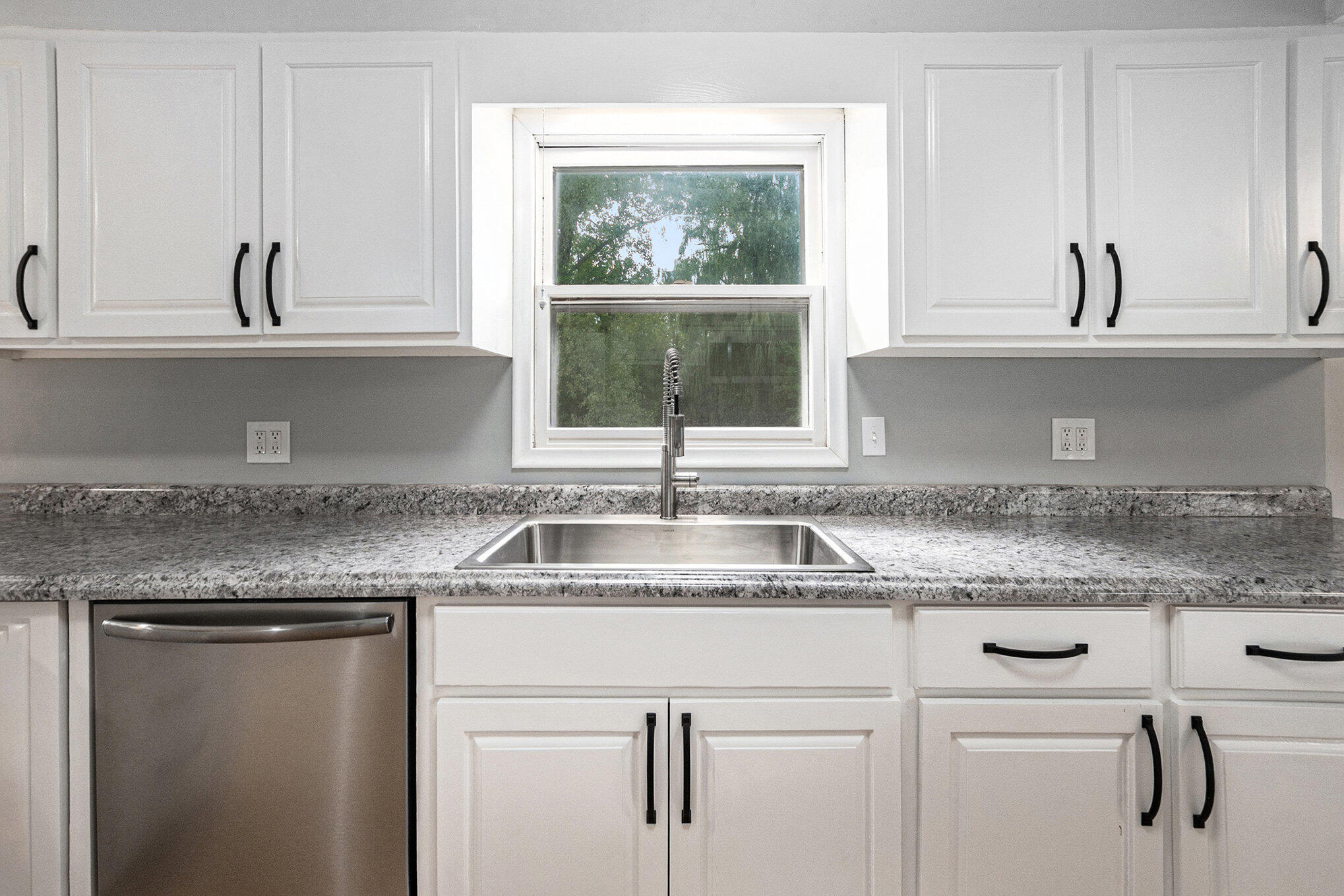 2260 Milton Road Williamston, MI 48895 - Photo 10 of 53 012_file_697