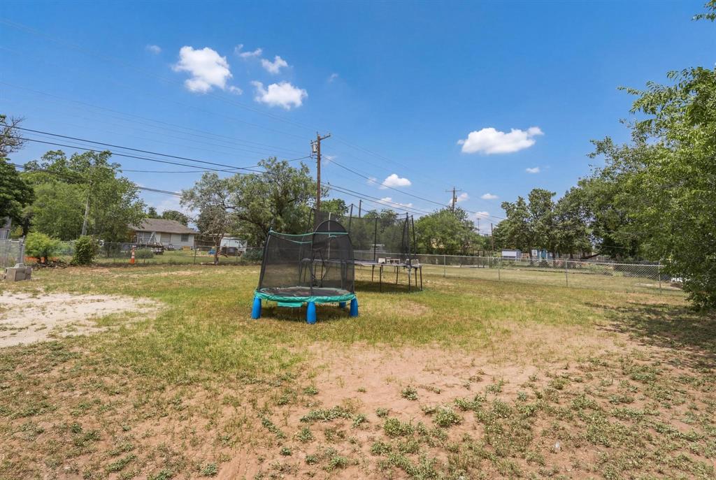 512 Yucca Street Merkel, TX 79536 - Photo 28 of 34