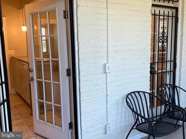 $3,000 | 1031 Girard Street Northeast, Washington, DC 20017