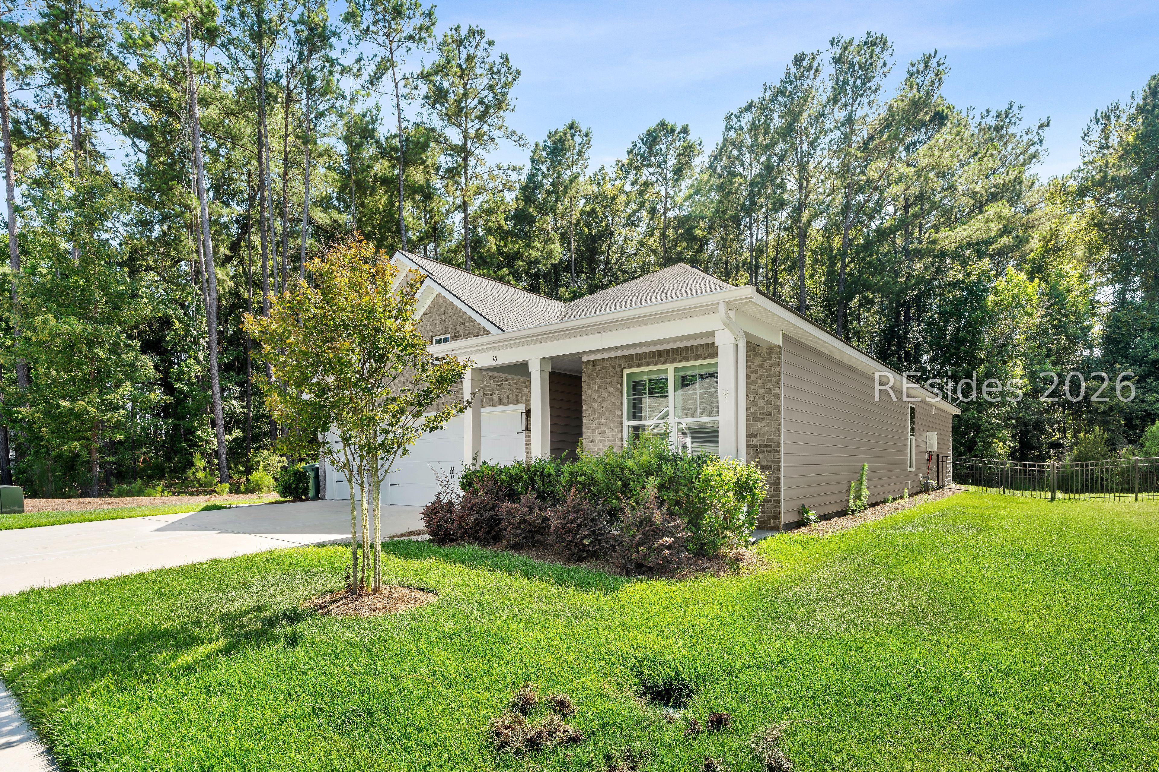 10 Runner Stone Road Bluffton, SC 29909 - Photo 3 of 41
