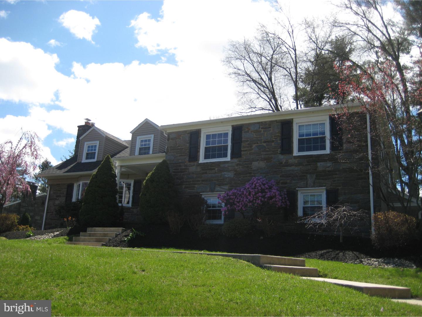 2724 North Kent Road Broomall, PA 19008 - Photo 2 of 25 Gallery Image 2