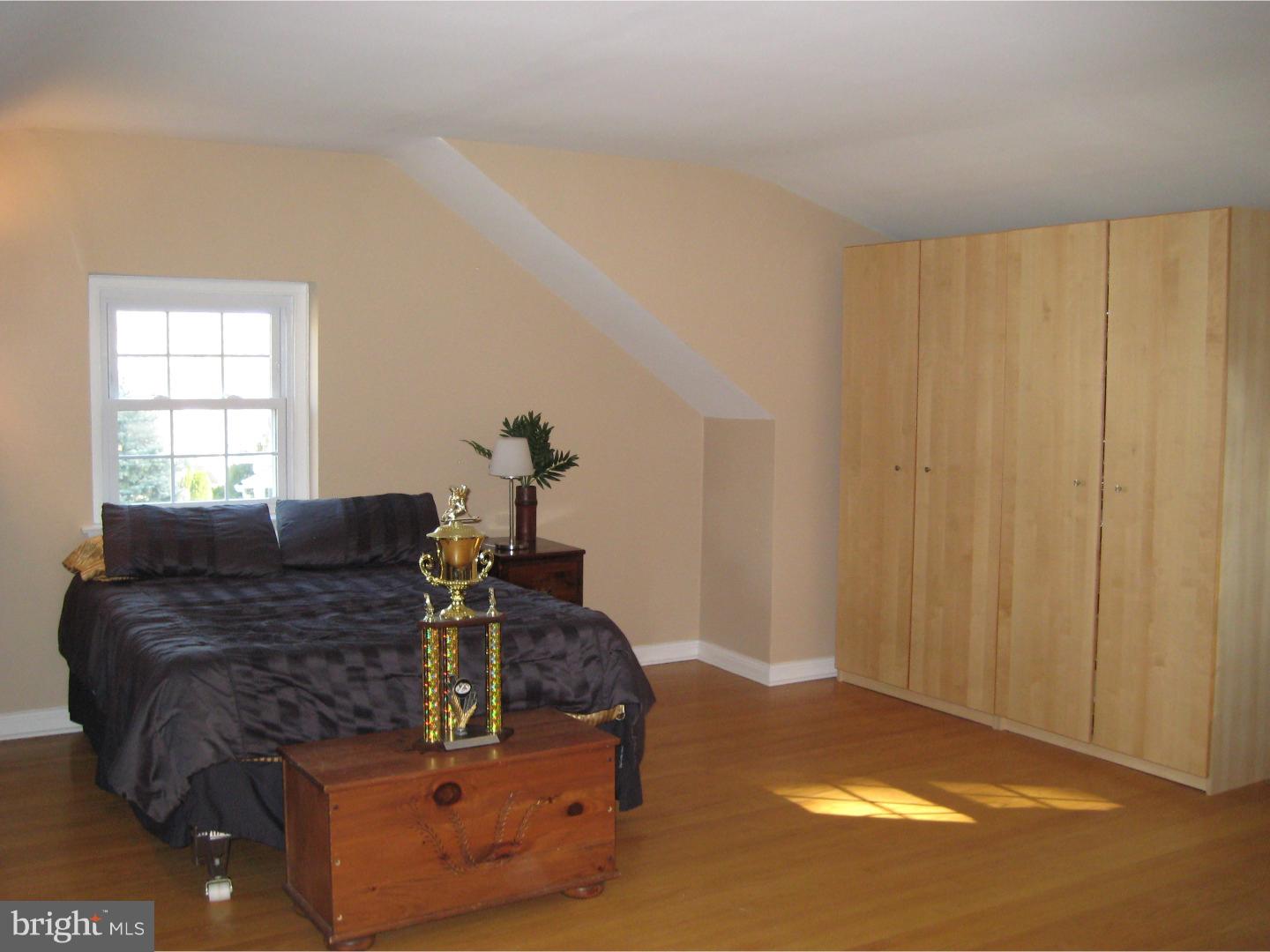 2724 North Kent Road Broomall, PA 19008 - Photo 19 of 25 Gallery Image 19