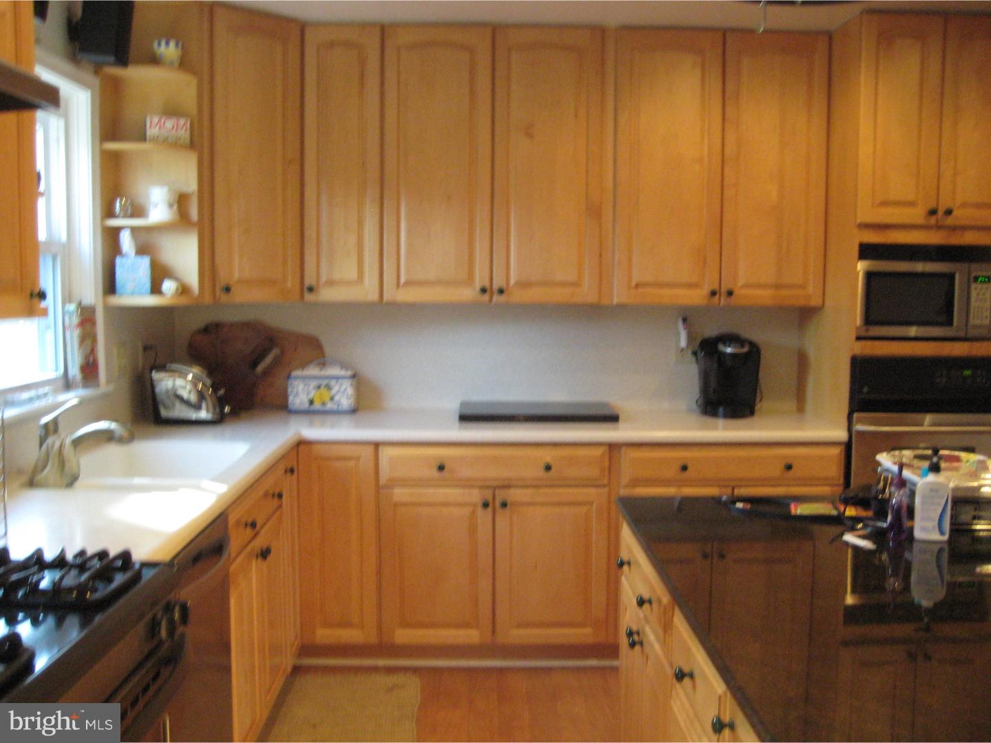2724 North Kent Road Broomall, PA 19008 - Photo 10 of 25 Gallery Image 10