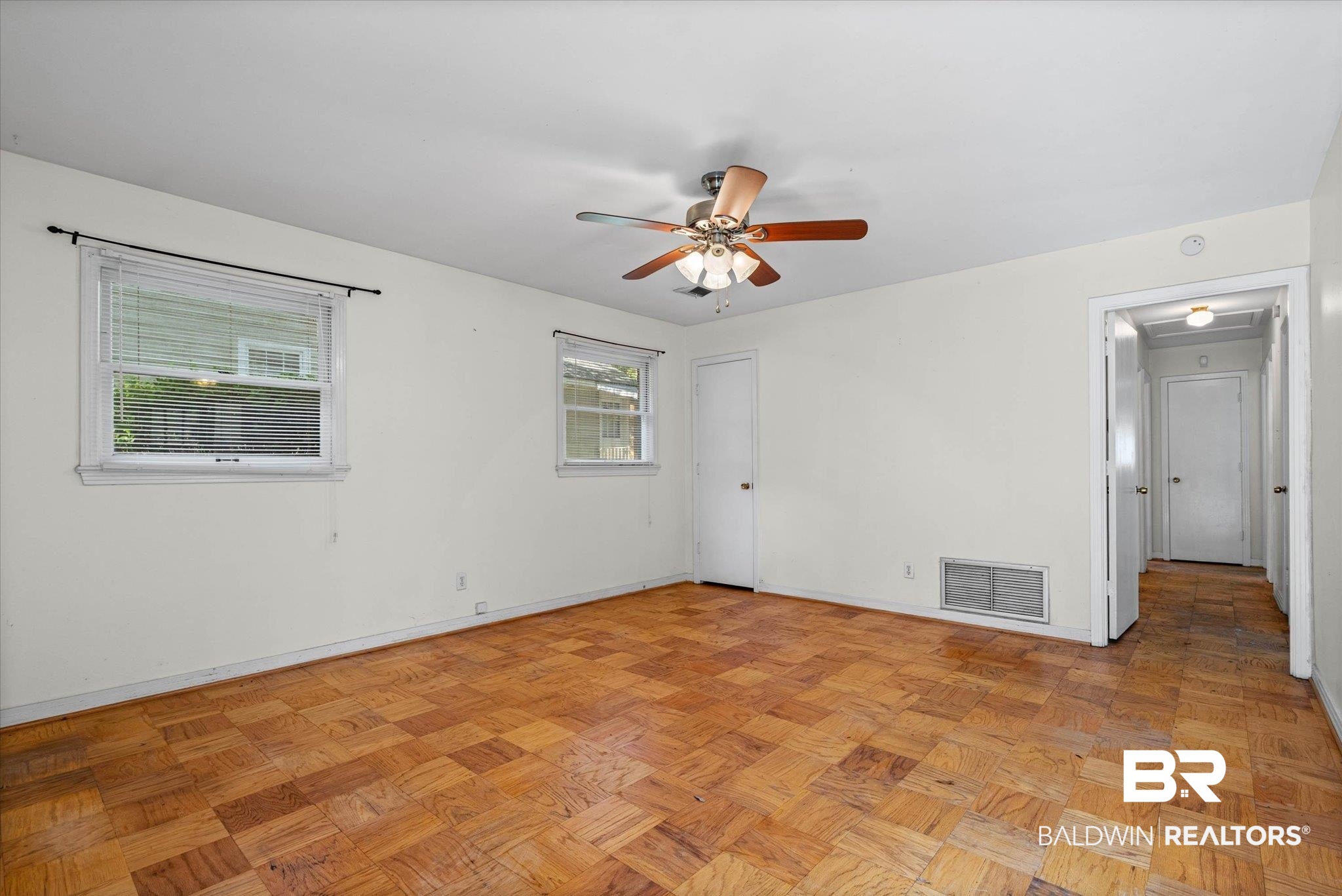 108 Mohawk Street Mobile, AL 36606 - Photo 2 of 23