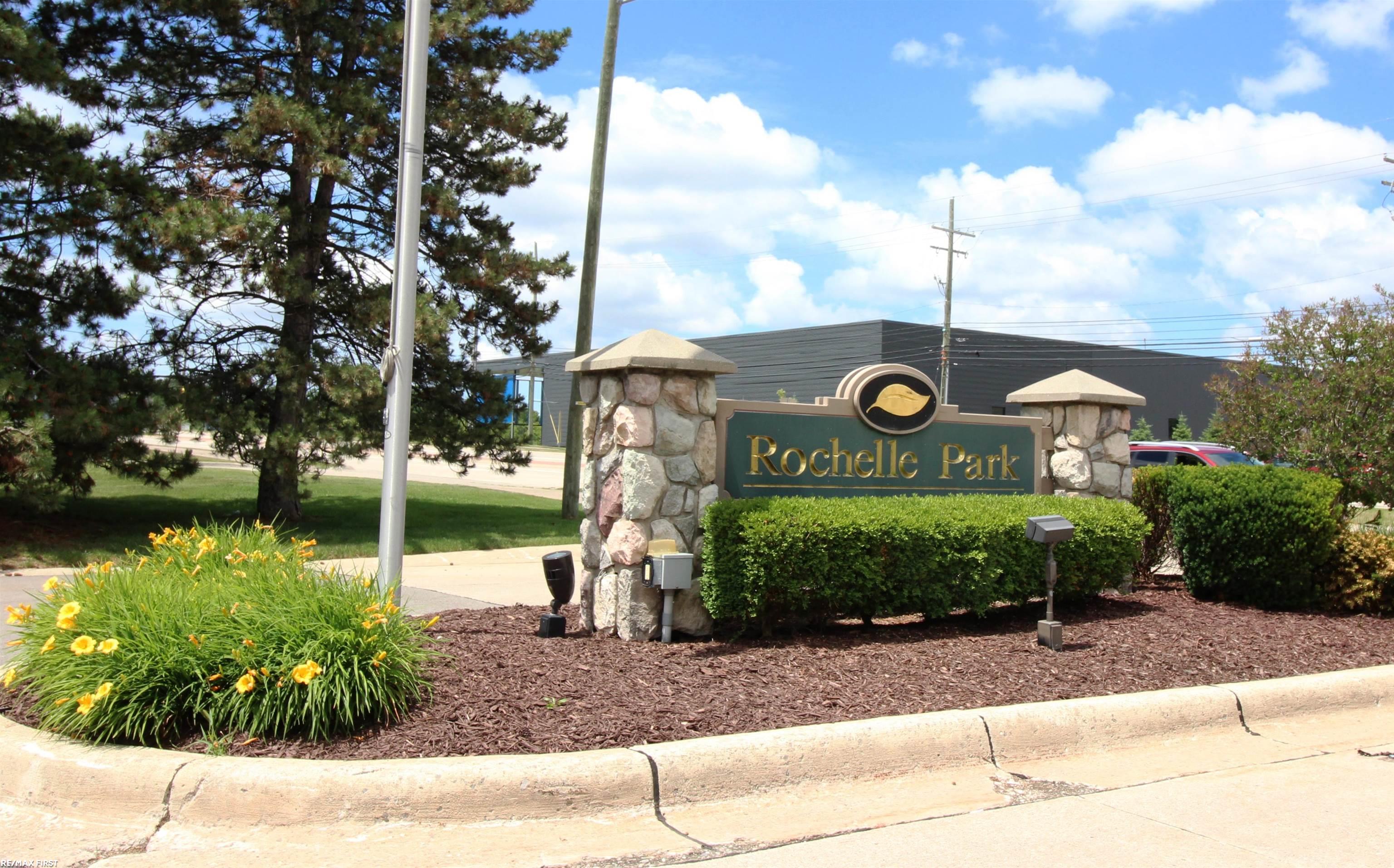 2391 Rochelle Park Drive Rochester, MI 48309 - Photo 28 of 29 50113508-27.JPG