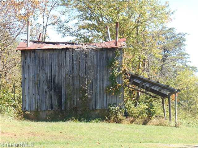 1813 Bryant Road Mount Airy, NC 27030 - Photo 3 of 14 Outbuilding. old tobacco barn