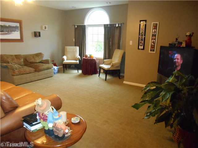 1813 Bryant Road Mount Airy, NC 27030 - Photo 5 of 14 Living Room.