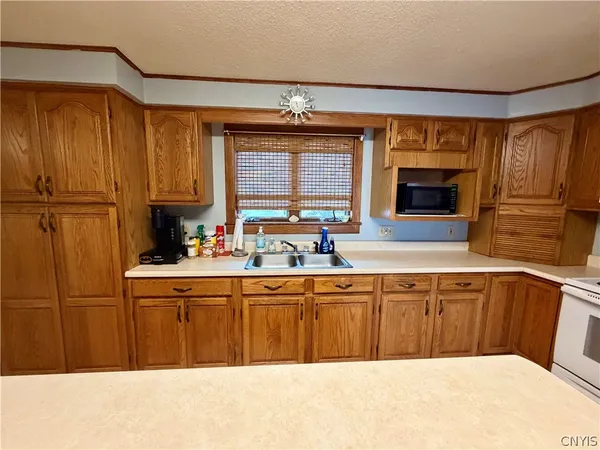 $220,000 | 3 Aldrich Street, Philadelphia, NY 13673