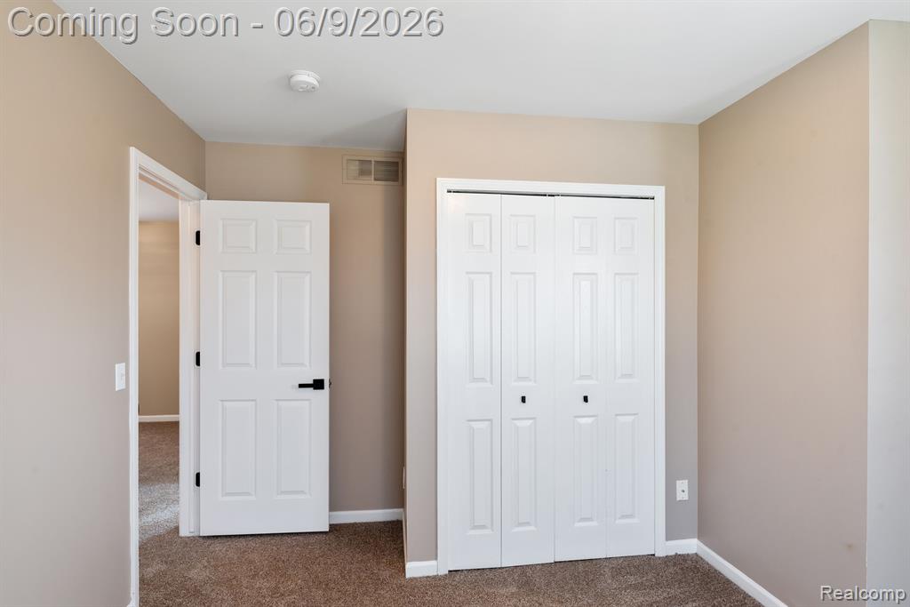 3260 Sashabaw Road Waterford, MI 48329 - Photo 24 of 34