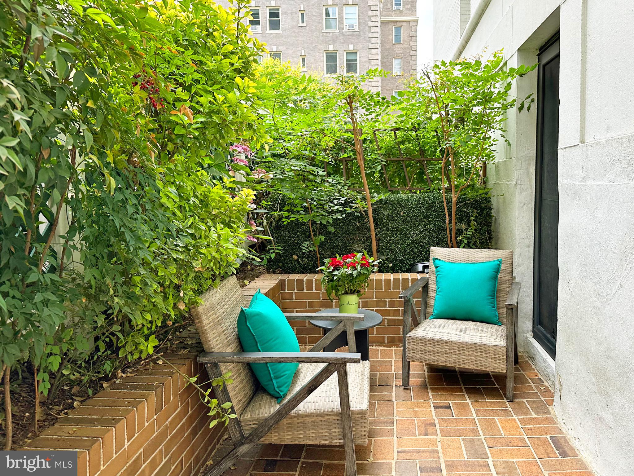 2123 California Street Northwest, Unit A2 Washington, DC 20008 - Photo 8 of 25 Charming, Large Private Patio