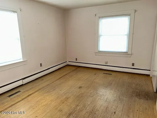 $348,000 | 1800 Forest Hill Drive, Greenville, NC 27858