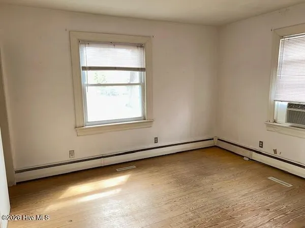 $348,000 | 1800 Forest Hill Drive, Greenville, NC 27858