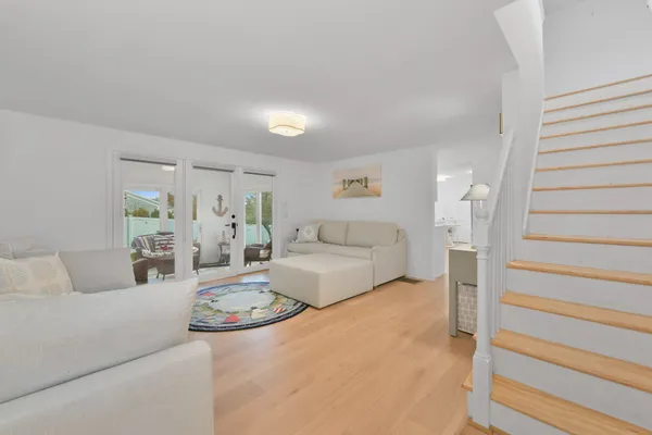 $1,349,000 | 7 Oxford Drive, Cotuit, MA 02635