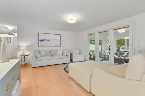 $1,349,000 | 7 Oxford Drive, Cotuit, MA 02635