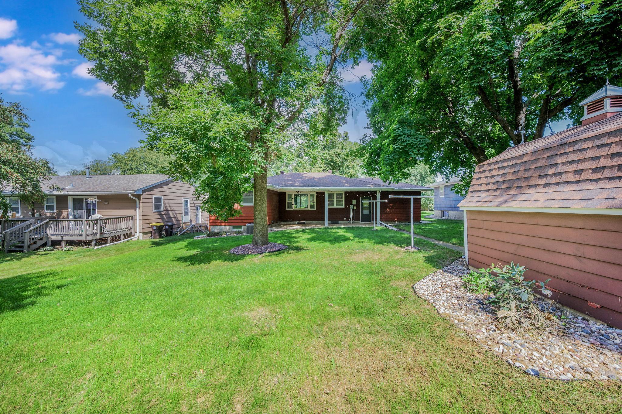 453 17th Street Windom, MN 56101 - Photo 31 of 35