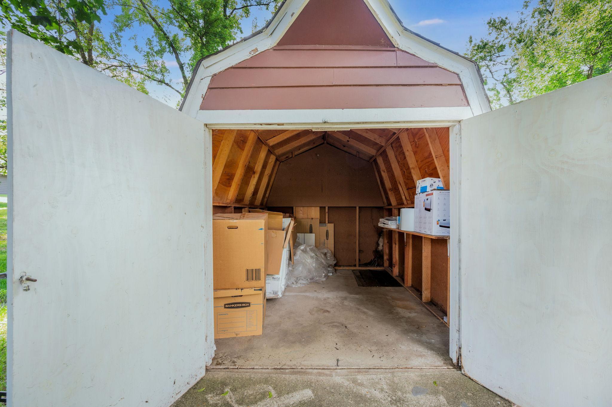 453 17th Street Windom, MN 56101 - Photo 33 of 35