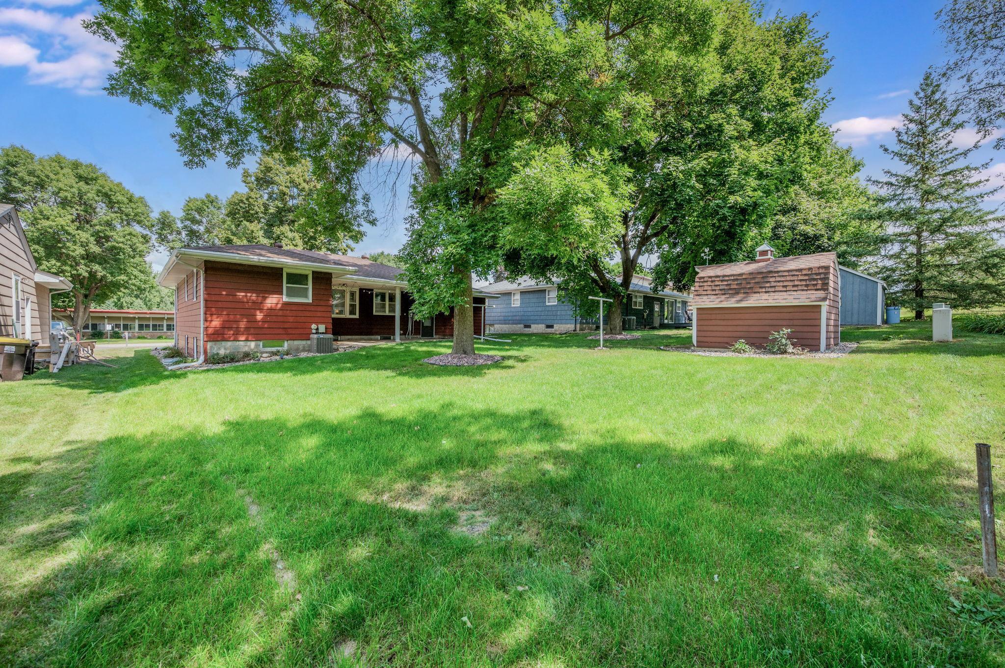 453 17th Street Windom, MN 56101 - Photo 34 of 35