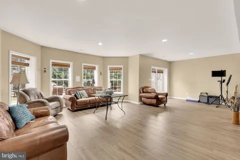 $1,100,000 | 5022 Burnside Farm Place, Haymarket, VA 20169