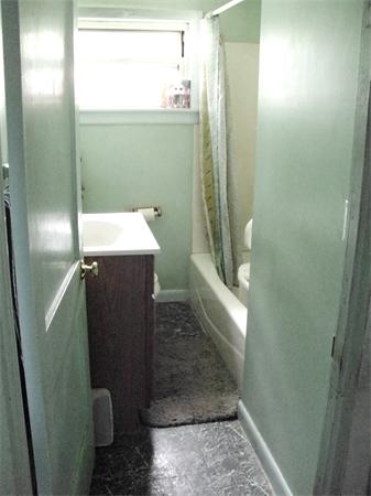 32 Elbridge Road Auburn, MA 01501 - Photo 12 of 14 Gallery Image 12