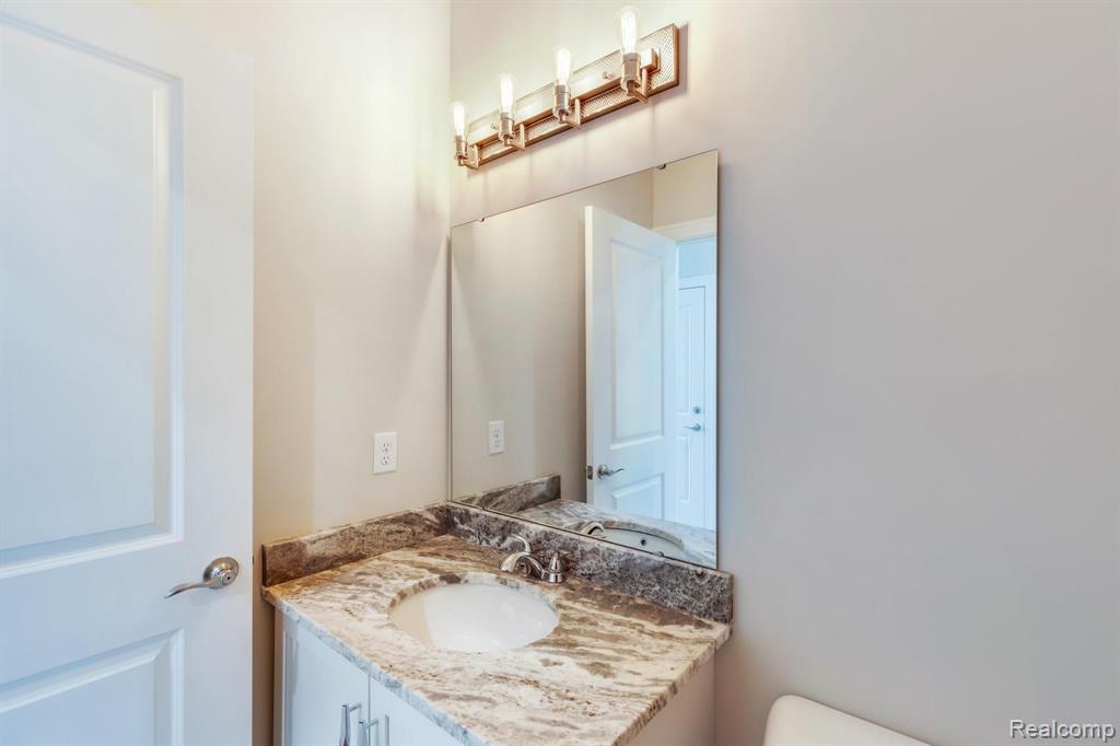 877 Ridge Canton Mi 48188 Canton, MI 48188 - Photo 19 of 20