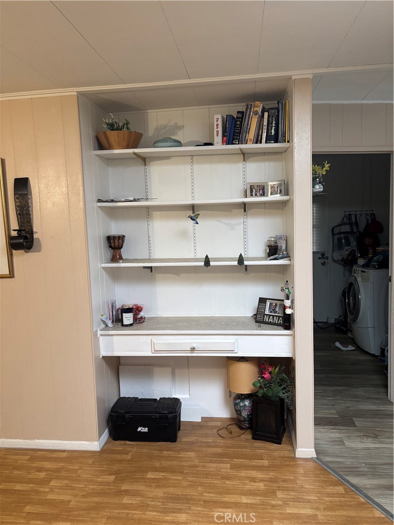 1362 Rainbrook Way Corona, CA 92882 - Photo 9 of 10