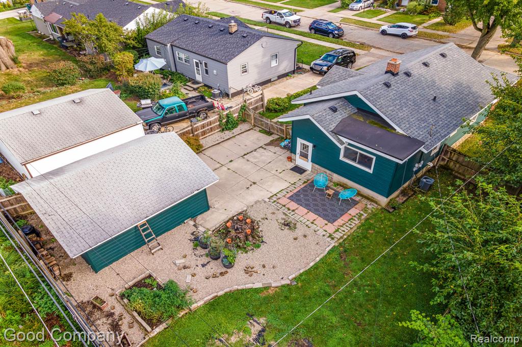 1974 Princeton Road Berkley, MI 48072 - Photo 41 of 45