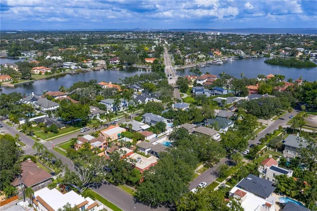 $1,499,000 | 515 20th Avenue Northeast, St. Petersburg, FL 33704