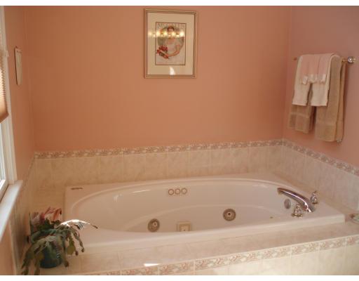 29 Old Town Road Walpole, MA 02081 - Photo 18 of 30 Gallery Image 18